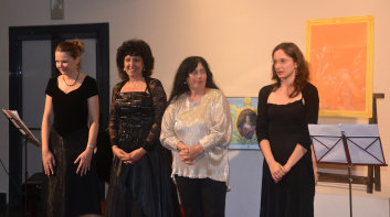 concertodidame013004.jpg